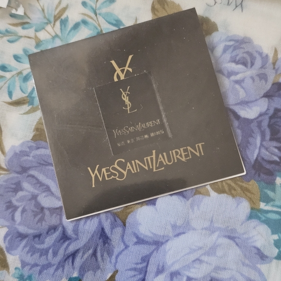 ❣️Yves Saint Laurent Hankerchief❣️ - Picture 3 of 4